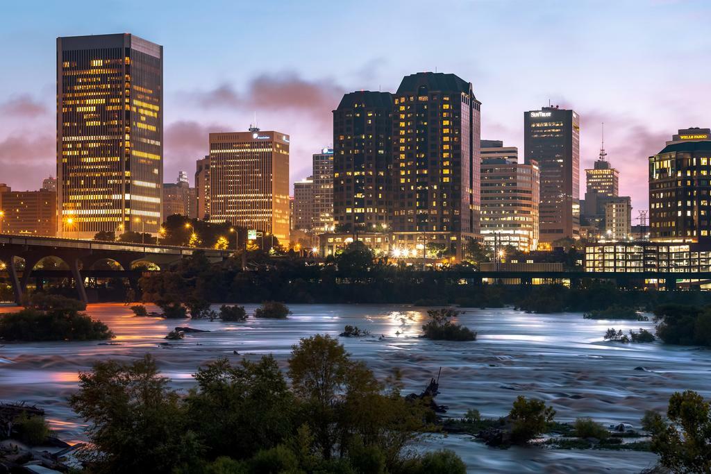 Richmond Virginia Skyline Along James River Photo Art Print Poster 24×36 inch