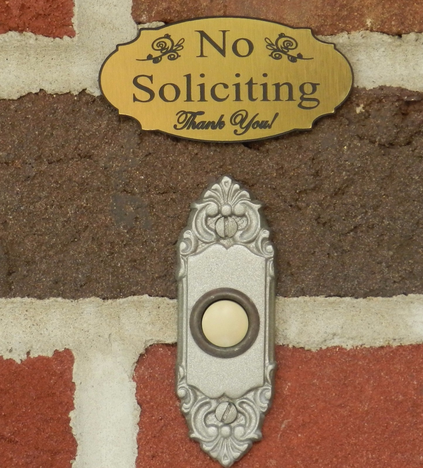1.5″ x 3″ Small Elegant No Soliciting Sign Doorbell Sign Brushed Gold