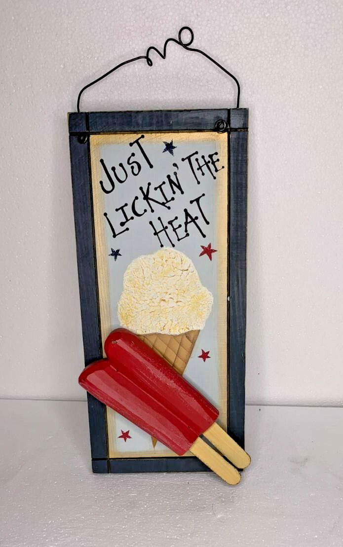 VINTAGE Rustic Wood Plaque 12 X 5.5 In – Just Lickin’ The Heat – Retro Red Blue