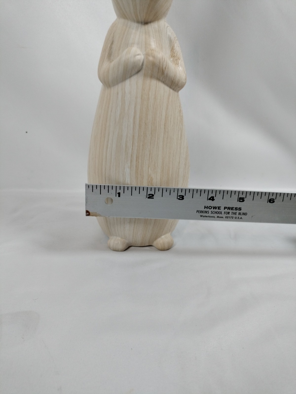 Resin 12½” Rabit Decor