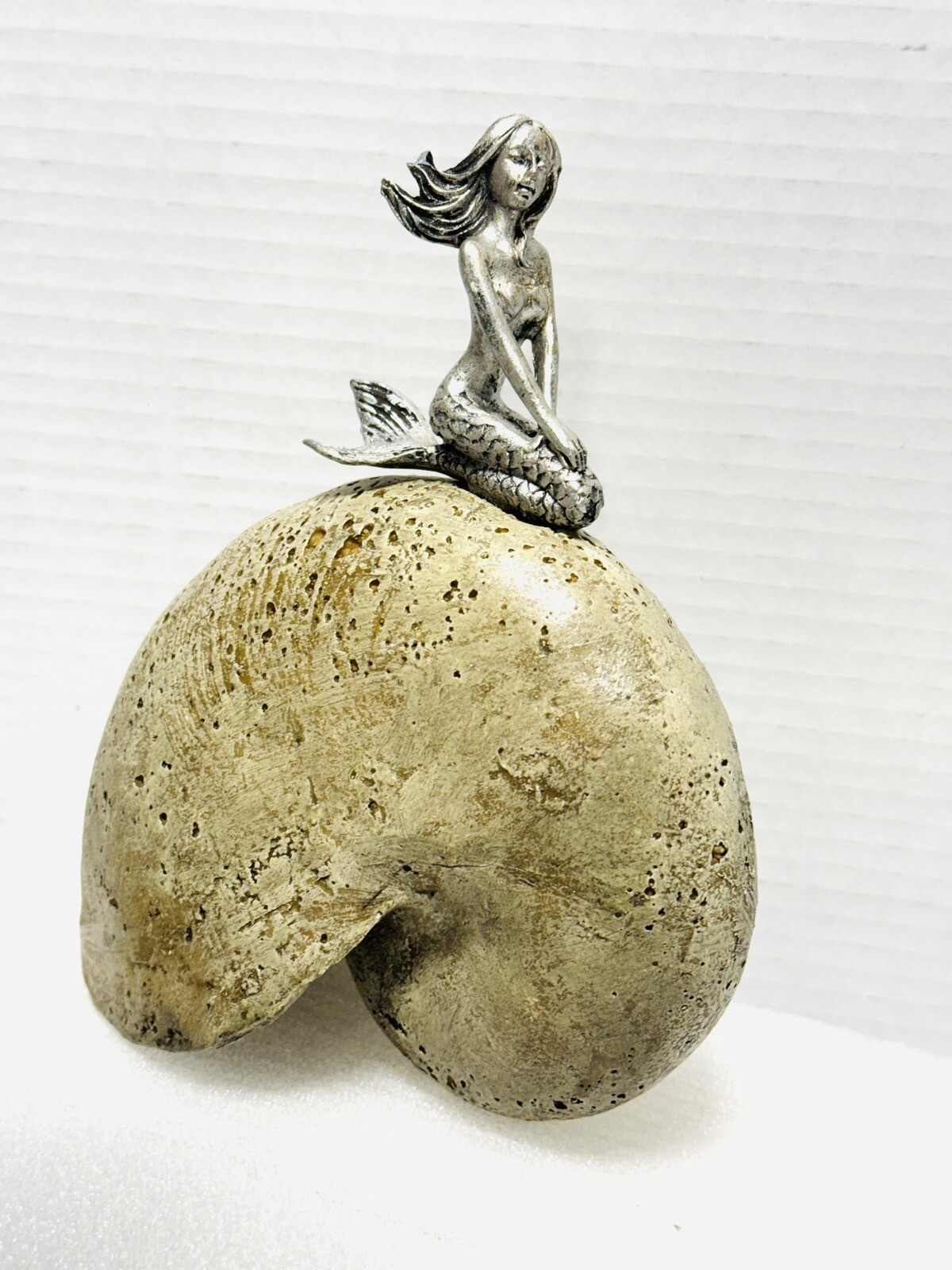 PRIVILEGE Mermaid Ceramic Conch Shell Metal Feel Small Chip See Pic 7”