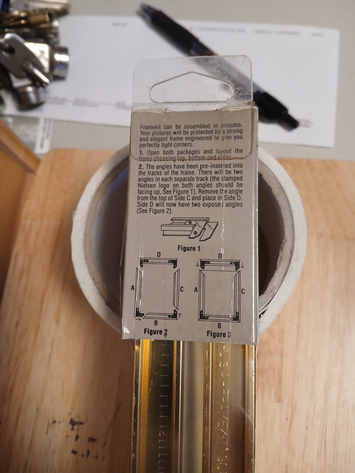Nielsen Bainbridge 1/2 of frame kit flat top design GOLD 20″ new in package