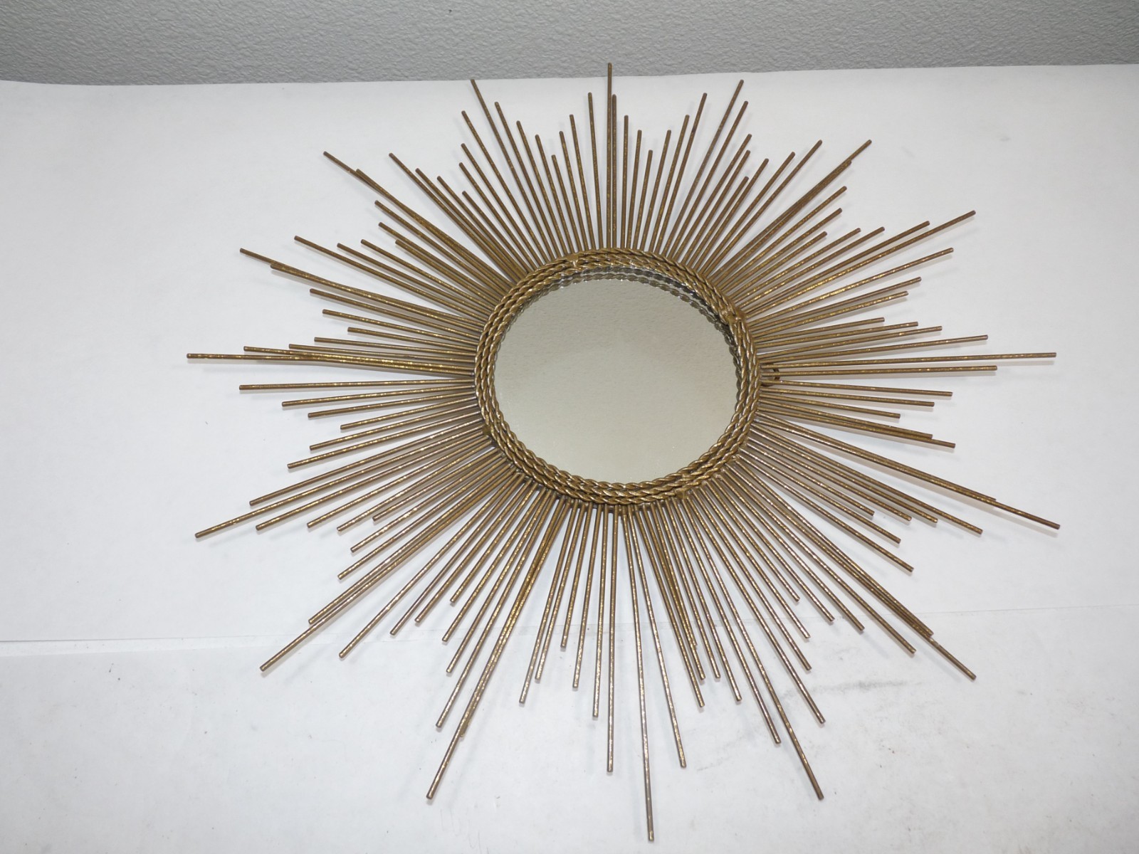 Pier 1 Imports 15″ Mid-Century Style Radiant Gold Starburst Sunburst Mirror