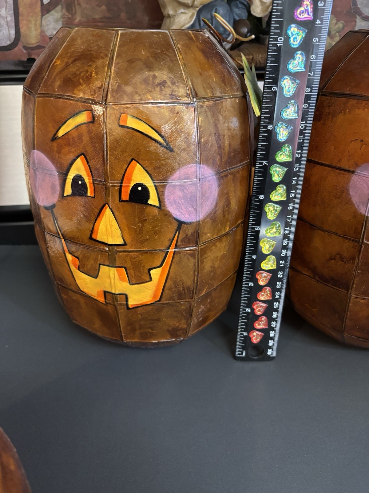 Set Of 4 Capiz Type Material Pumpkins, 2 Sizes. See Pictures For Measurements