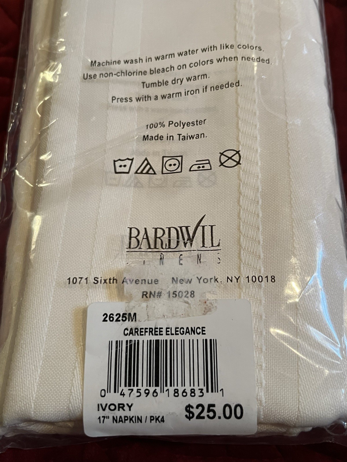Carefree Elegance Dinner Napkins Soft Touch Easy Care 17″ x 17″ 8 Ivory Napkins