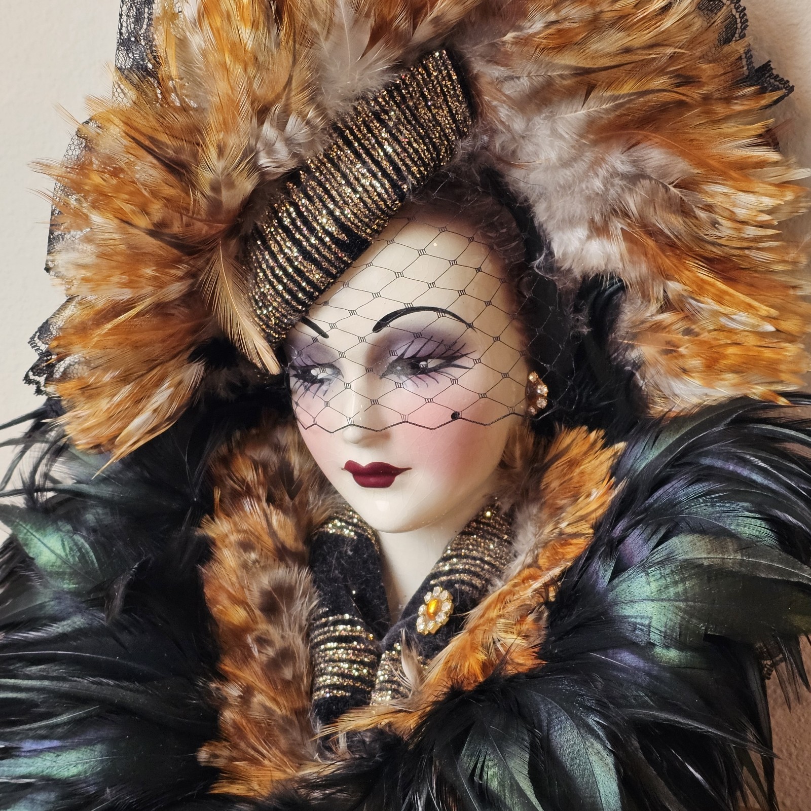 Unique Creations Limited Edition Lady Face Mask Wall Hanging Decor Feather Lace