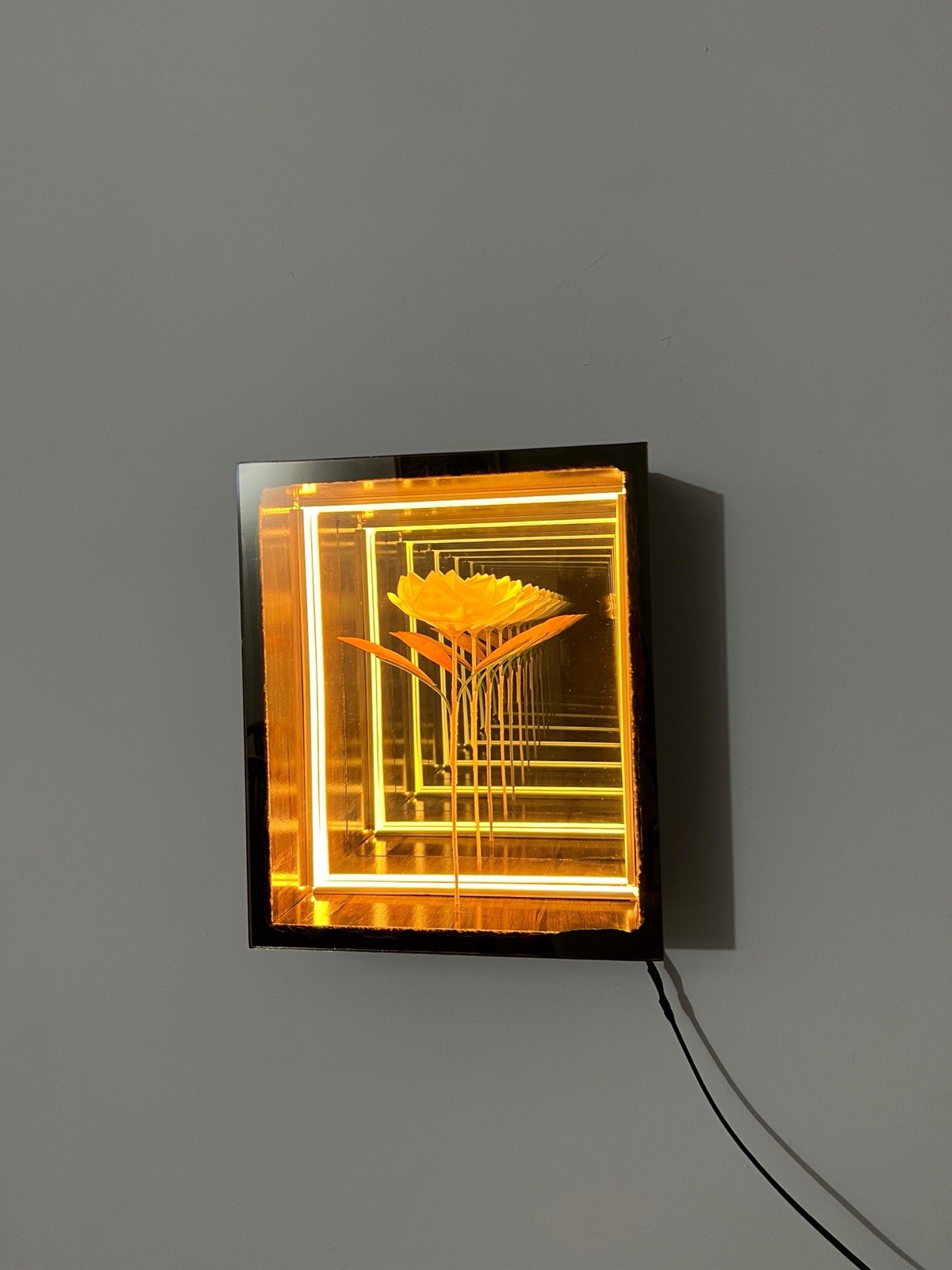 3D Infinity Mirror Wall Light Box Handmade Wood Frame Floral Decor Unique Gift