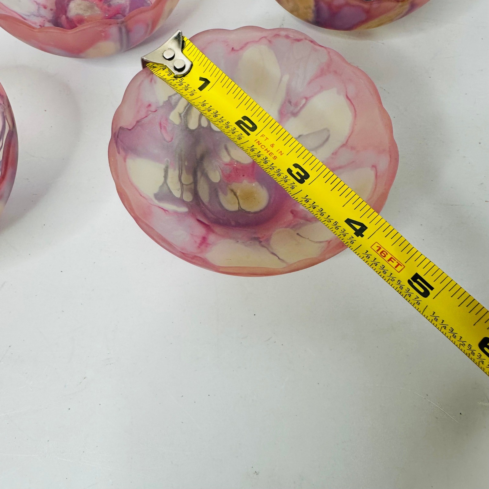 Set of 5 Pink Purple Marbled Art Glass Scalloped Decorative Trinket Bowls 4.5″