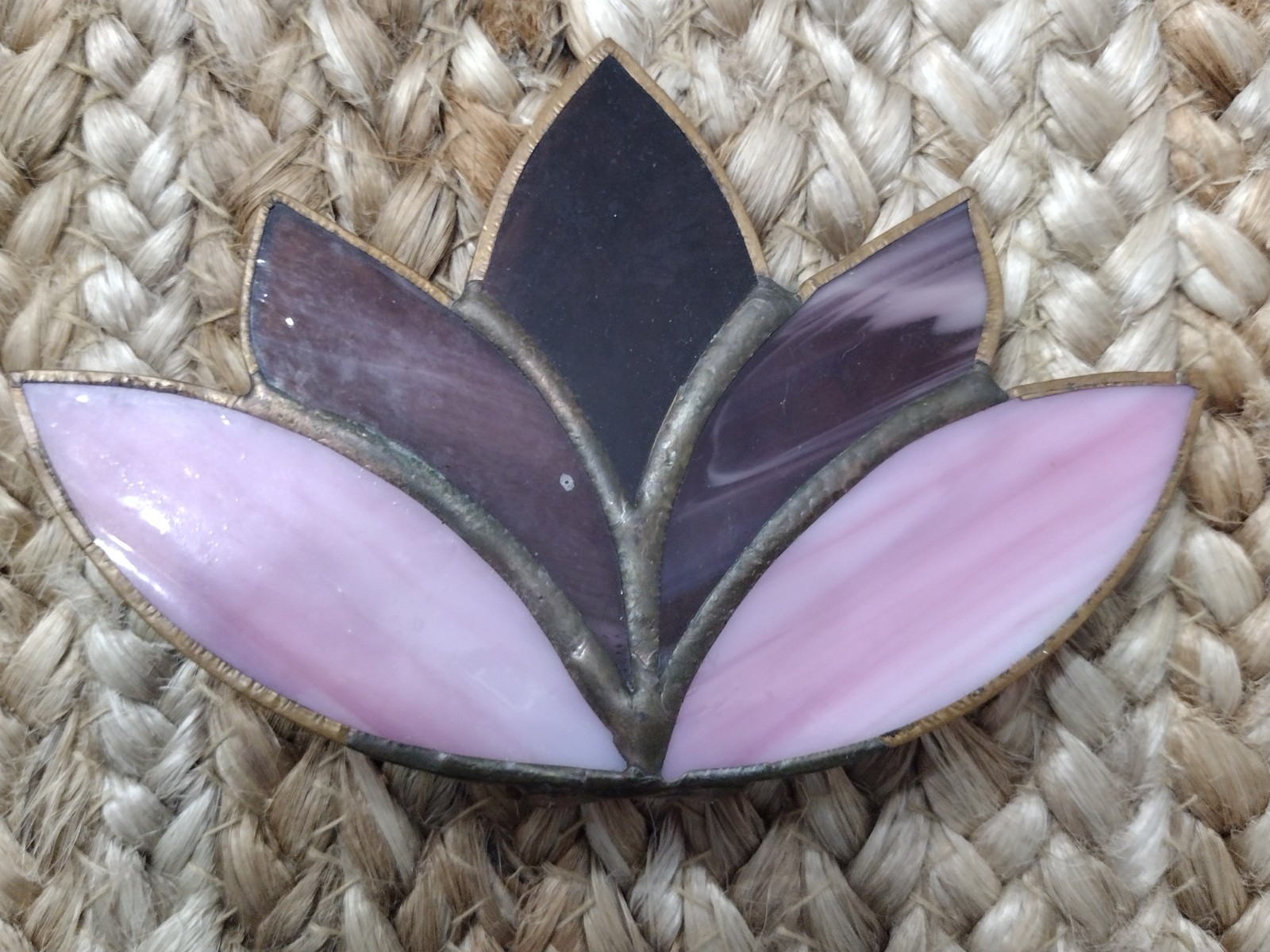 Vintage Pink & Purple Stained Glass Lotus Suncatcher – Night Light Cover