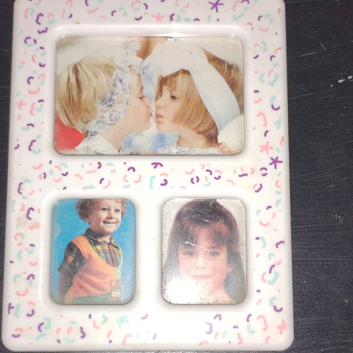 vintage Ceramic Confetti Multi-Photo Frame 3 Openings Freestanding 5×4 Portrait