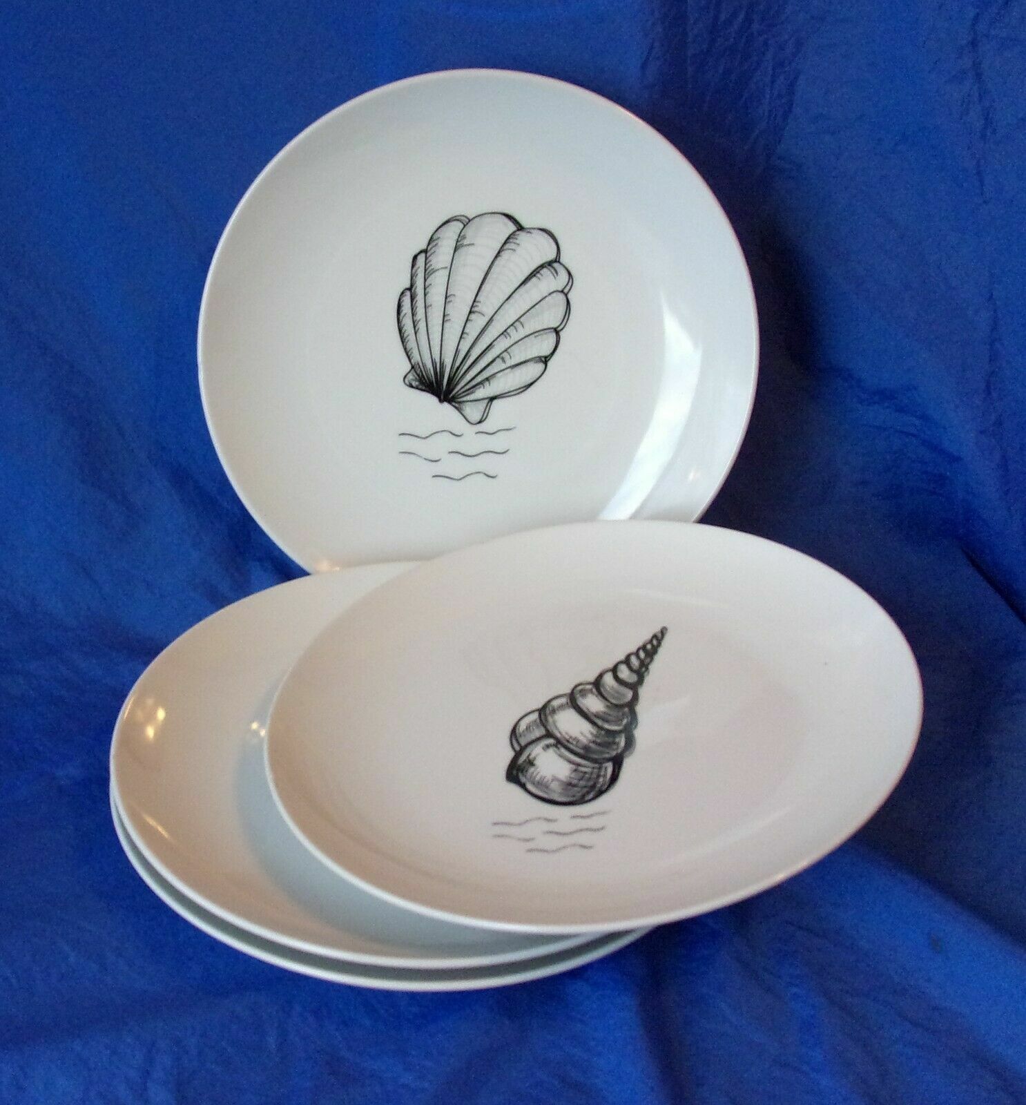 Siaki Brand Seashell Motif 7.75″ Ceramic Plates Set of 4 SALT LIFE