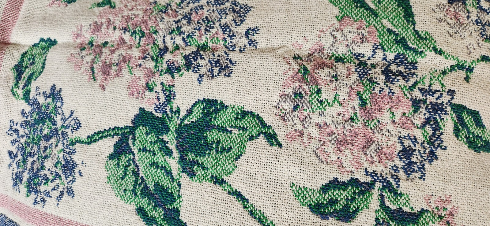 80s Fieldcrest Pink/Purple Hydrangea Reversible Throw Blanket Fringe 46×68 Rare