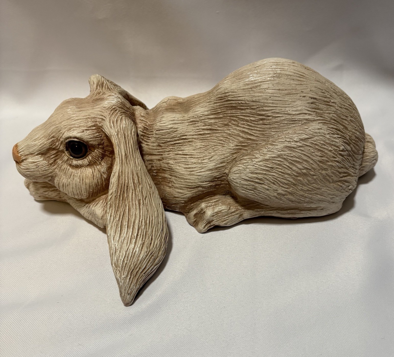 Vintage Universal Statuary Lop Eared Mother Rabbit Figurine Resin #768