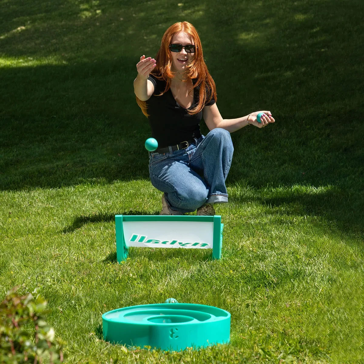 Flyball Lawn and Beach Game