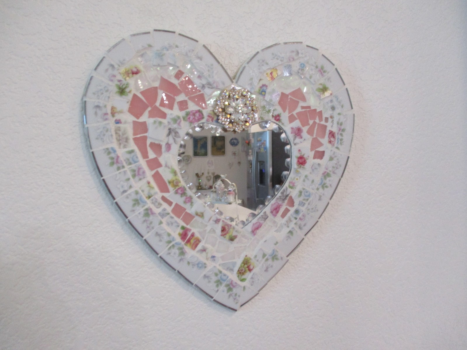 Shabby Chic Broken China Mosaic Heart Plaque Mirror