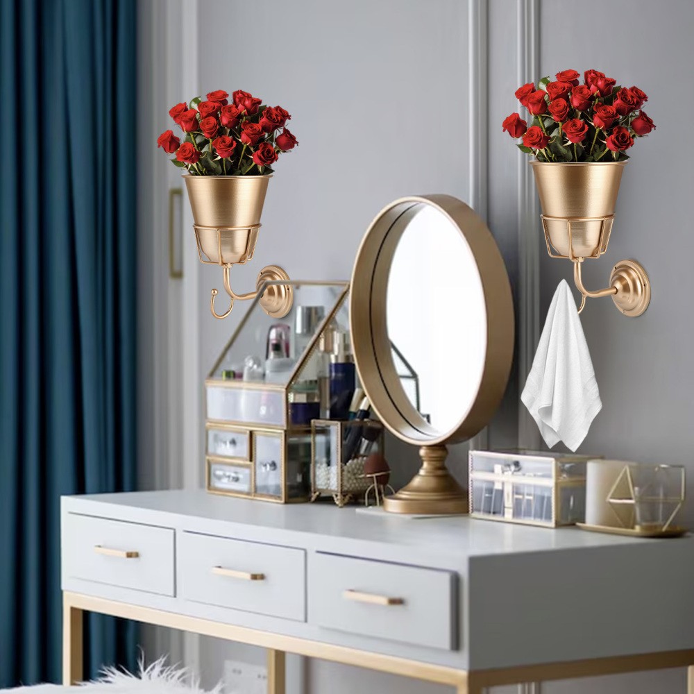 Wall Mounted Vase Table Ornaments Give the Walls a Touch of Decoration